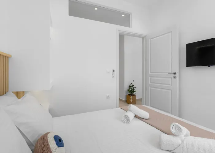 Plori Paros Apartamento Naousa